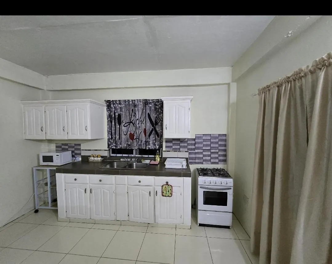 Apartamento Luclexie Cap Estate